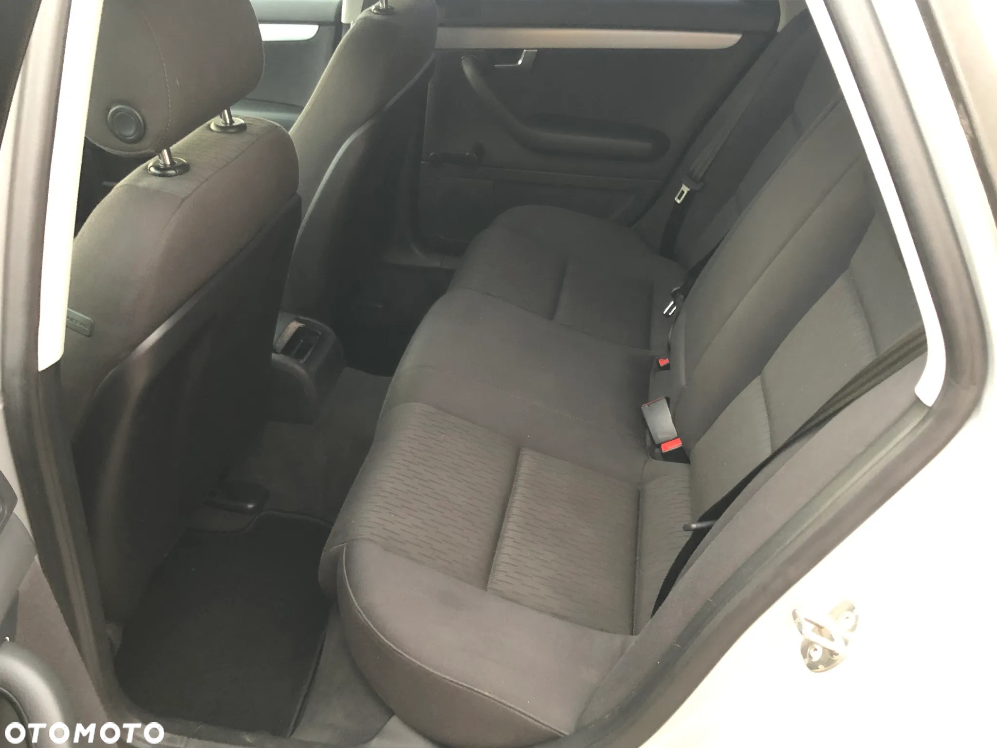 Audi A4 Avant 1.6 - 8