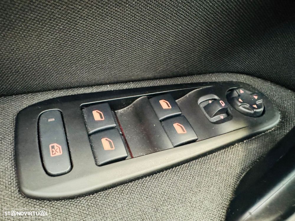 Peugeot 308 1.6 BlueHDi Style - 20