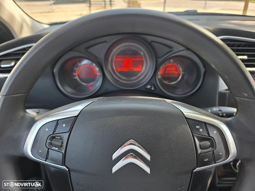 Citroën C4 VTi 95 Attraction - 6