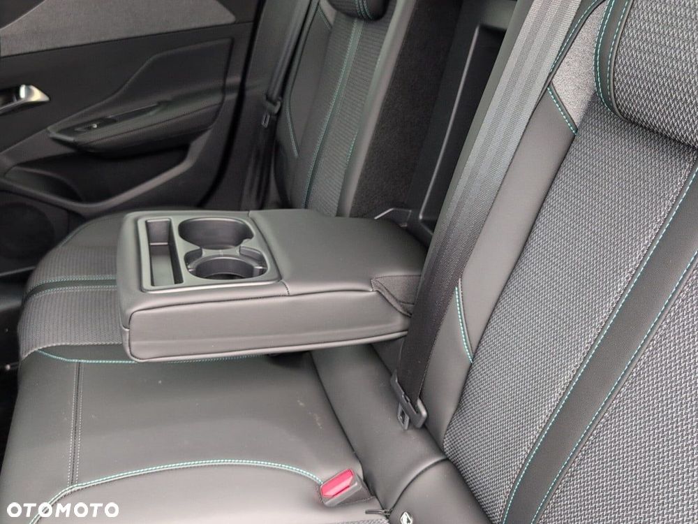 Peugeot 308 1.2 PureTech Allure Pack S&S EAT8 - 28