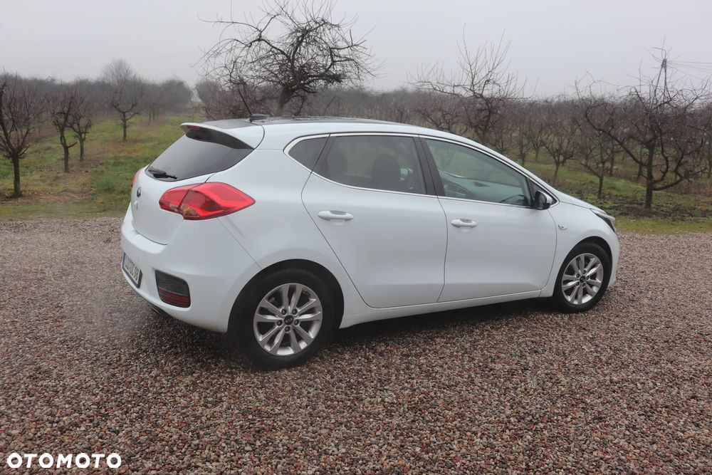 Kia Ceed 1.6 GDI Spirit - 26
