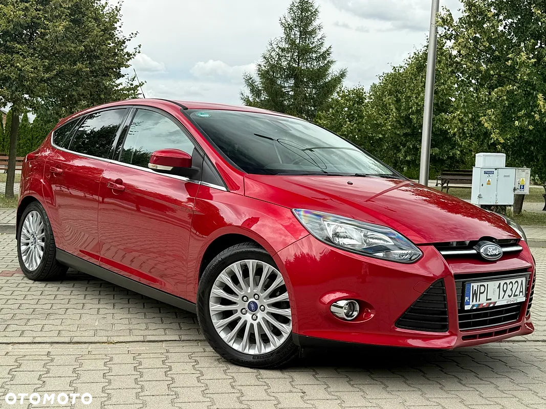Ford Focus 1.6 EcoBoost Titanium - 26