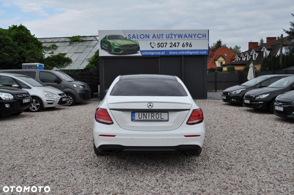 Mercedes-Benz Klasa E 220 d T 9G-TRONIC Exclusive - 8