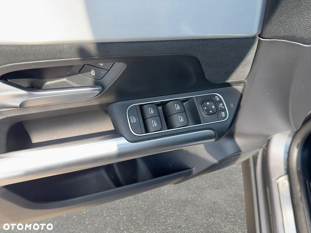 Mercedes-Benz EQA 250 66.5kWh AMG Line - 12
