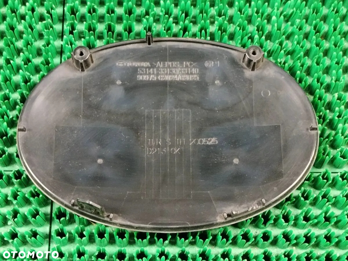 TOYOTA HIGHLANDER 20-24r Znaczek Emblemat z Grilla - 2