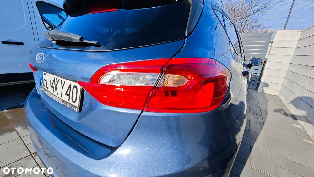 Ford Fiesta 1.0 EcoBoost S&S TREND - 9