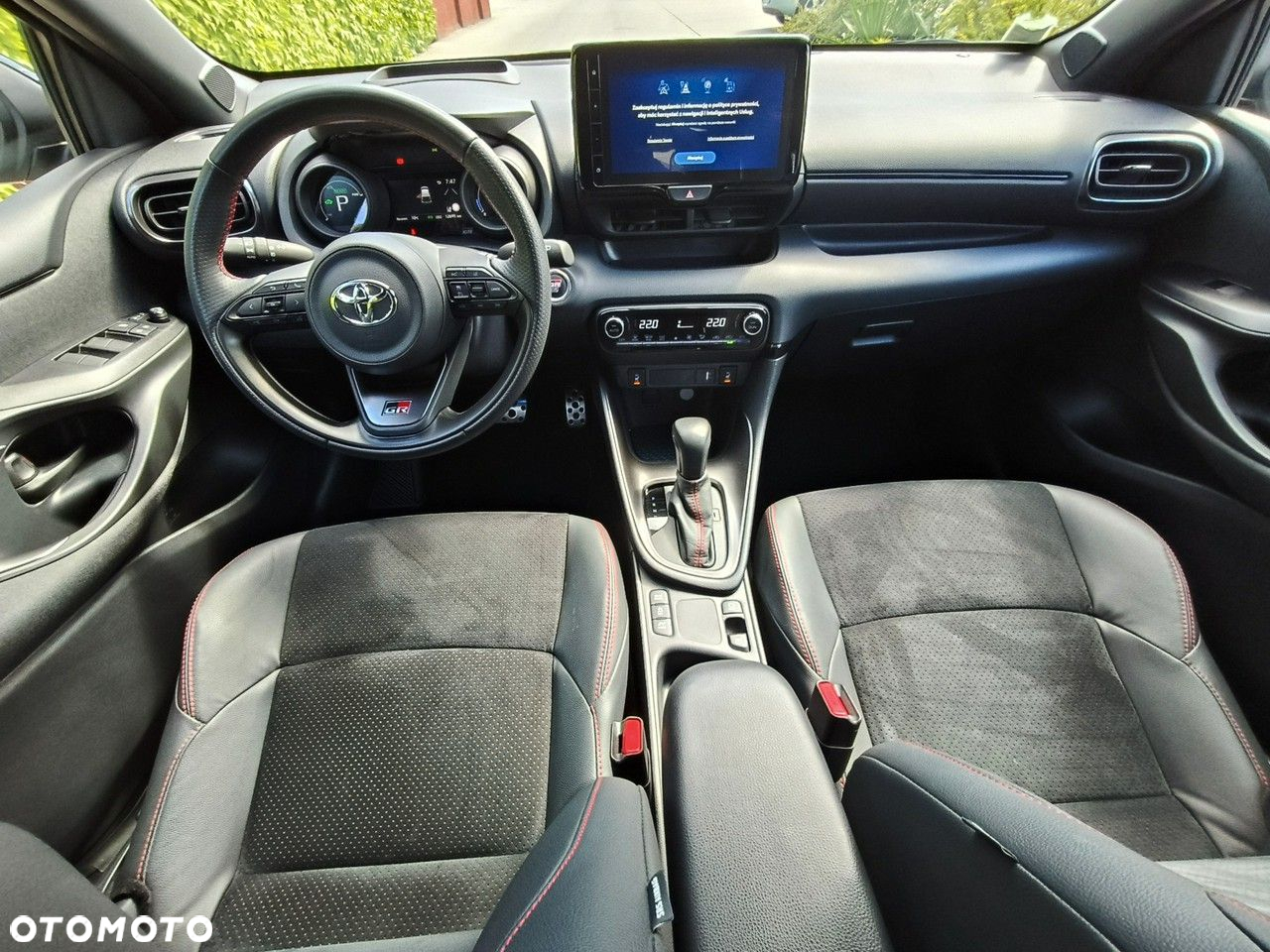 Toyota Yaris - 12