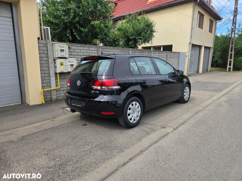 Volkswagen Golf 2.0 TDI Comfortline - 8