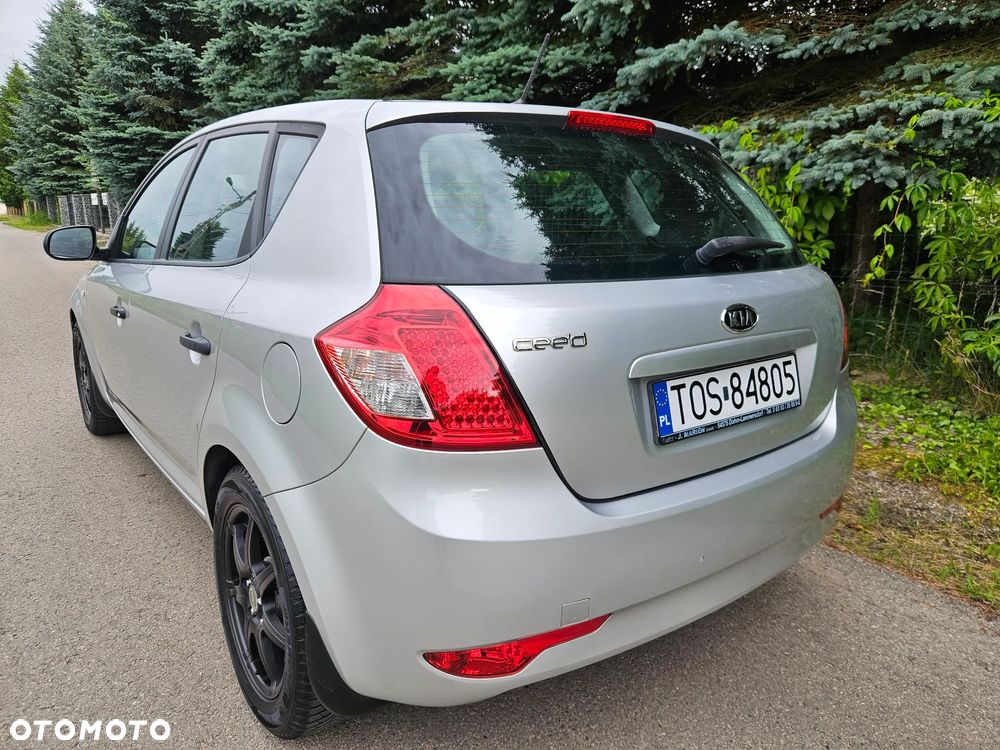 Kia Ceed 1.4 CVVT Attract - 5