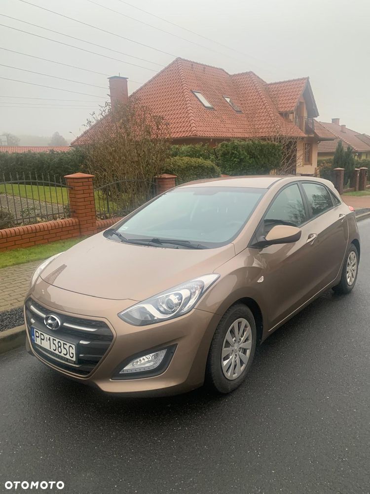 Hyundai i30 1.6 Classic + - 3