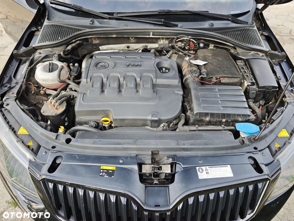 Skoda Octavia 2.0 TDI RS DSG - 27