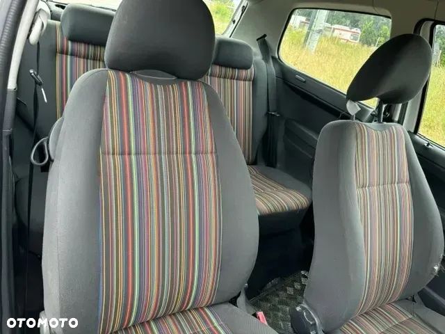 Volkswagen Fox - 9