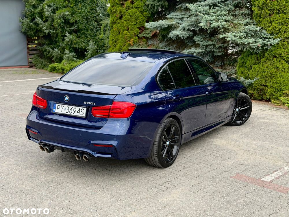 BMW Seria 3 330i - 21