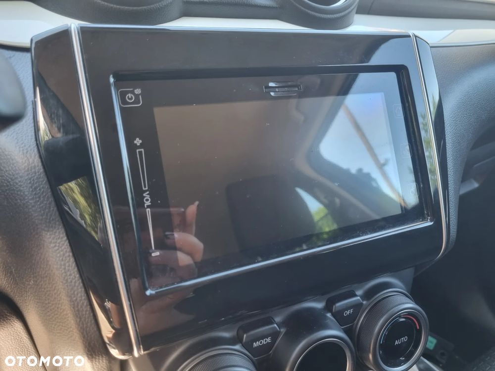 SUZUKI SWIFT VI MK8 17-20 2018 r. radioodtwarzacz radioodbiornik radio  * - 2