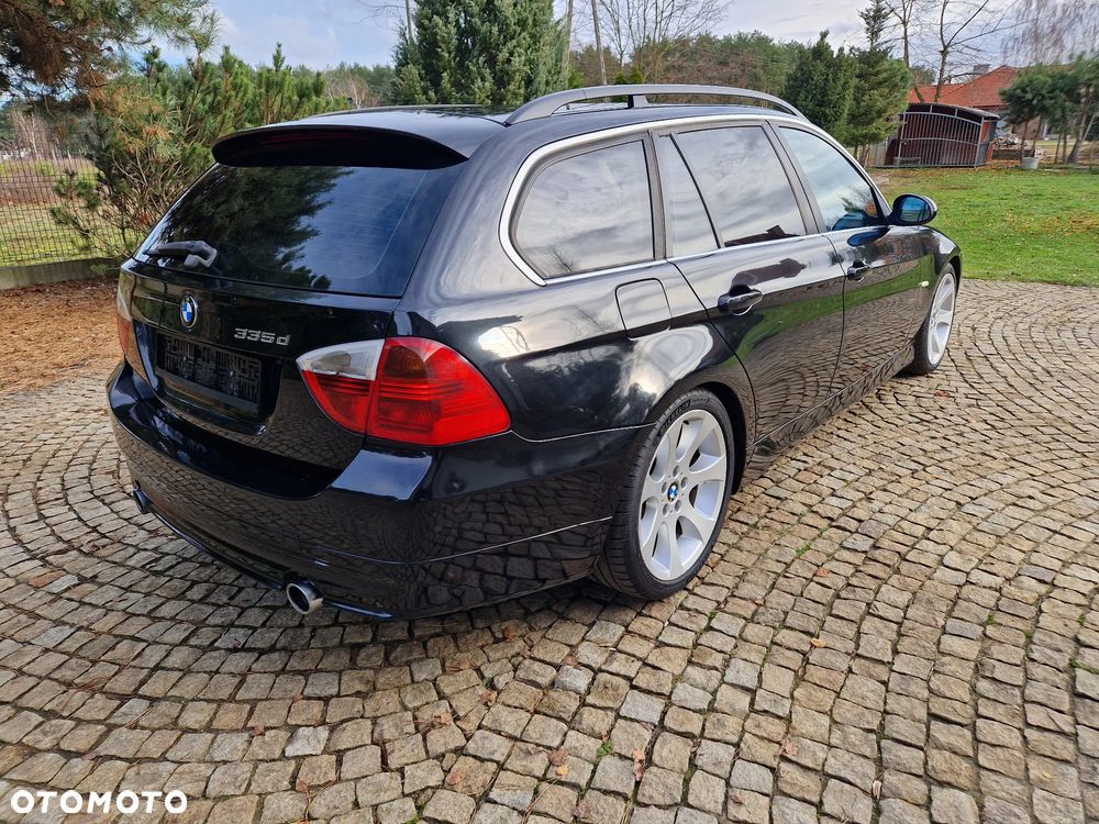 BMW Seria 3 335d DPF Edition Sport - 3