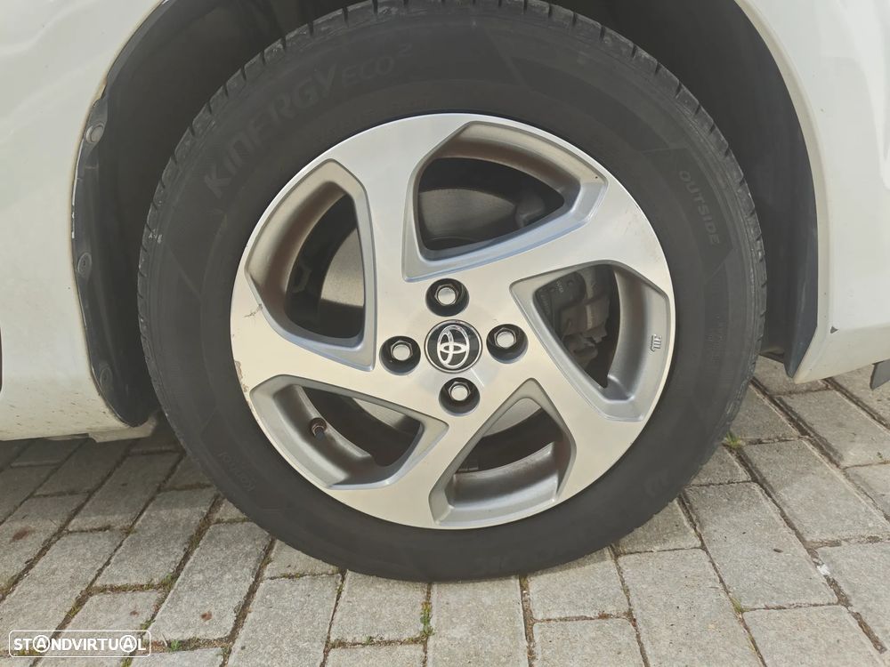 Toyota Yaris - 16