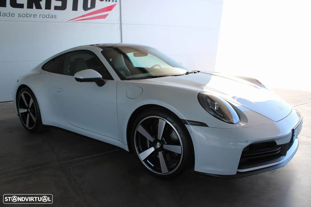 Porsche 911 (992) Carrera - 9