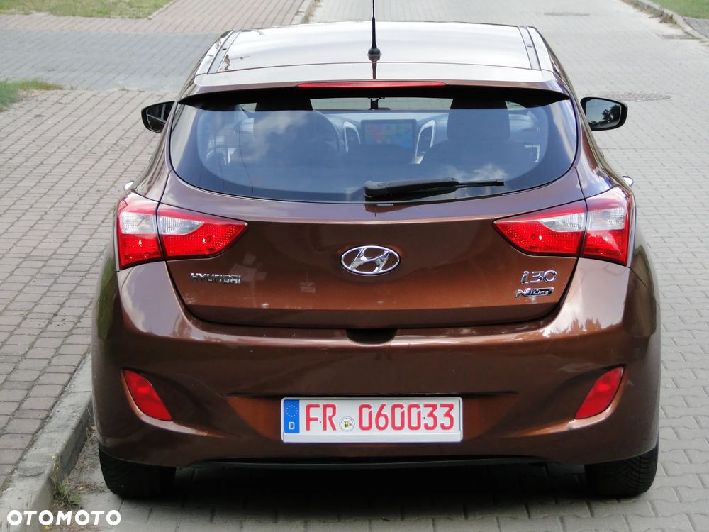Hyundai i30 1.4 CRDi Premium - 6