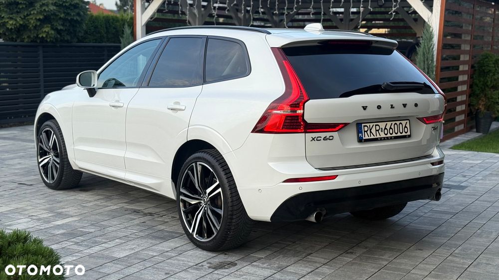 Volvo XC 60 T5 AWD Geartronic Momentum - 12