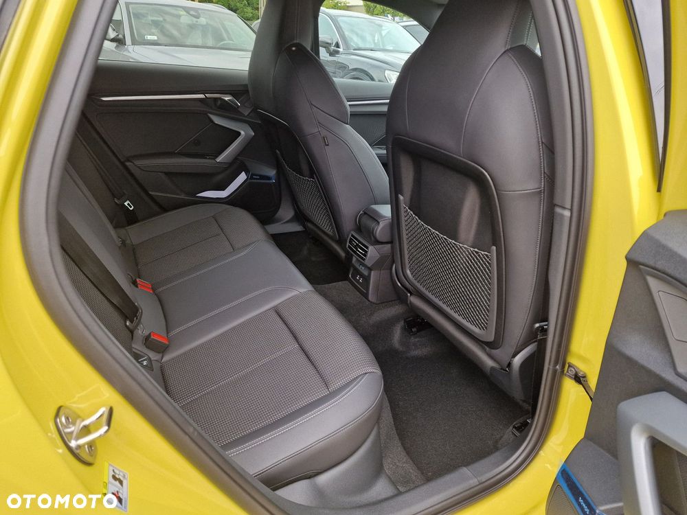 Audi A3 Sportback - 12