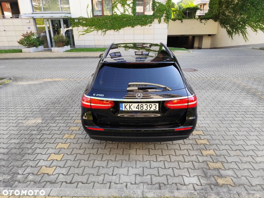Mercedes-Benz Klasa E - 9
