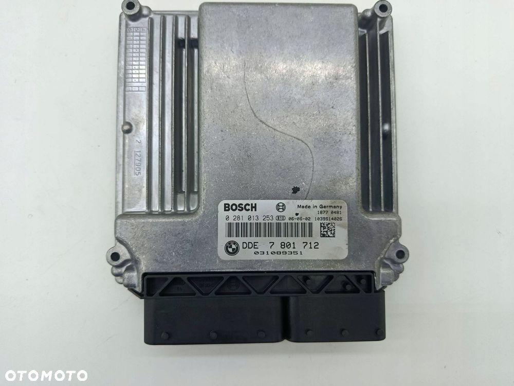 BMW 5 E60 E61 KOMPUTER STEROWNIK SILNIKA ECU 7801712 - 1