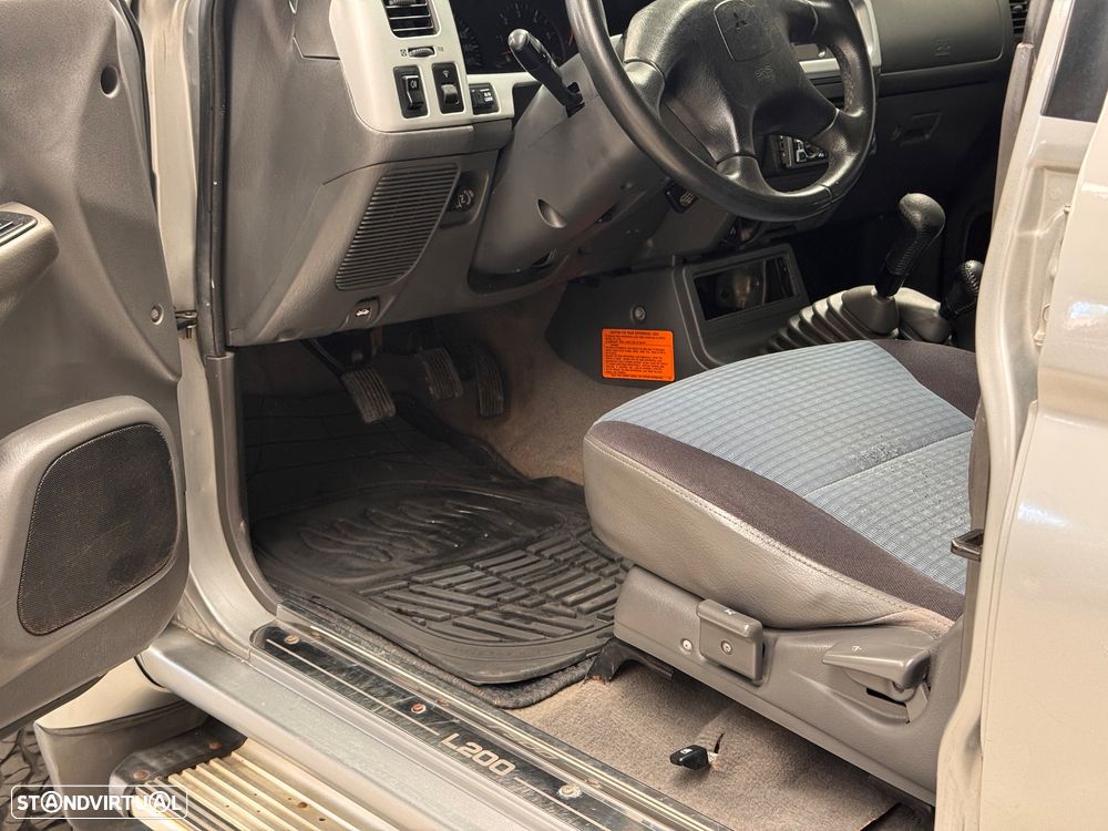 Mitsubishi L200 2.5 TD - 9