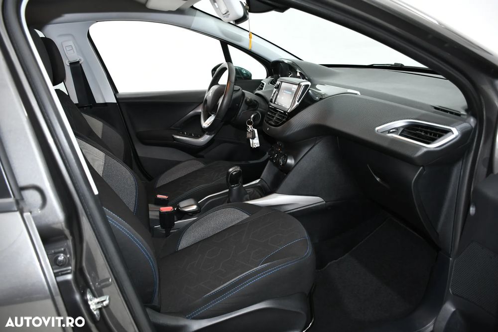 Peugeot 2008 PureTech 82 Active - 13