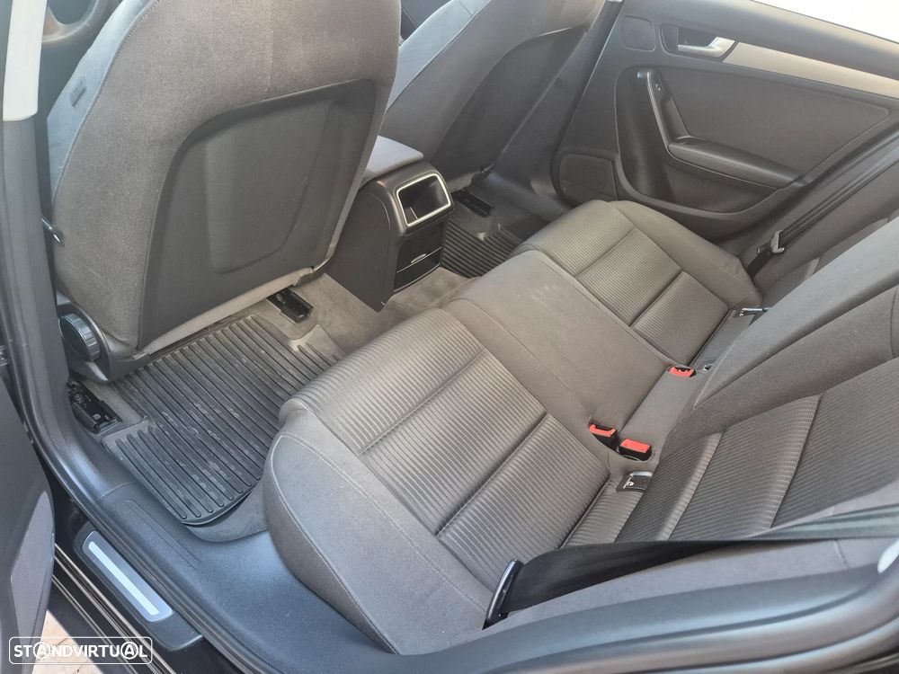 Audi A4 2.0 TDI Sport - 28