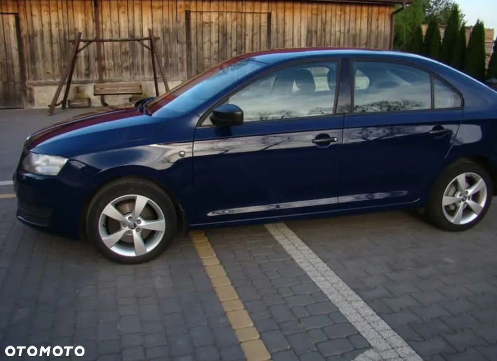 Skoda RAPID - 7