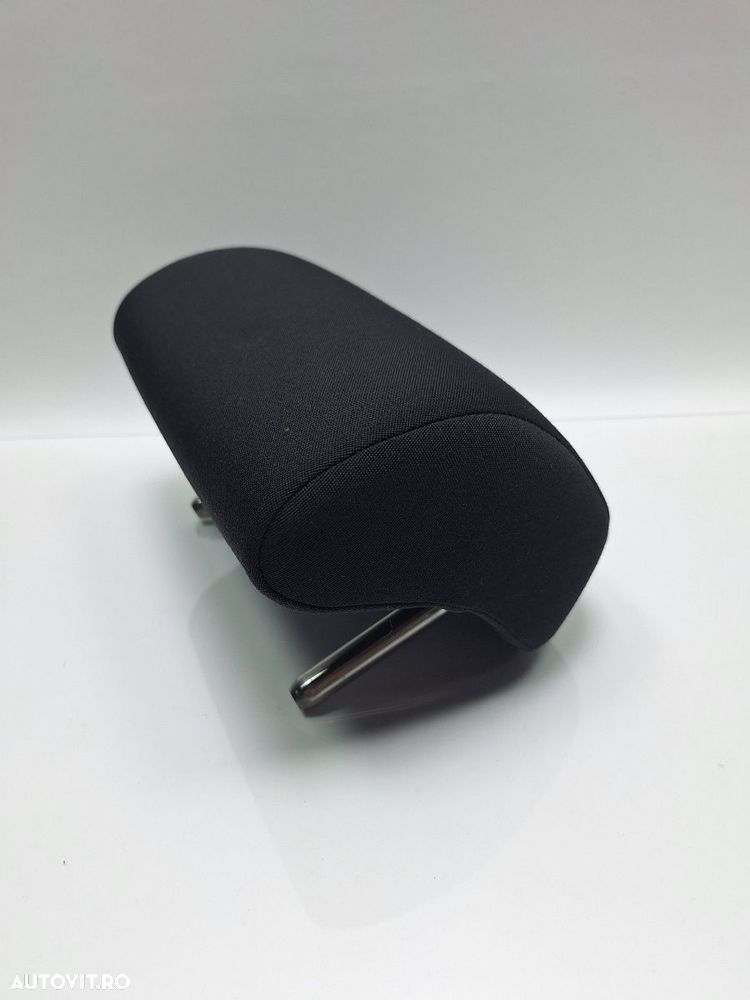 Tetiera bancheta spate (centru) VOLKSWAGEN GOLF VI 5K1 2008 - 20132.0 TDI CBDC, CLCA 5K0885902G - 3