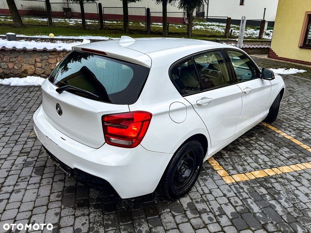 BMW Seria 1 114i Sport Line - 11