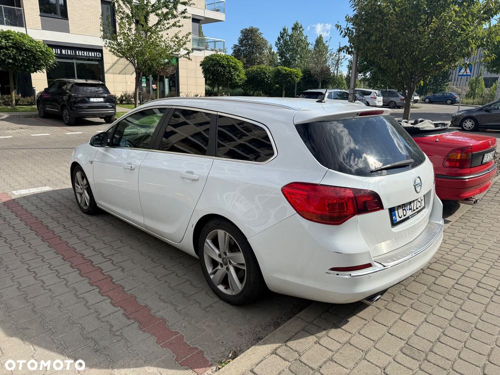 Opel Astra 2.0 CDTI Cosmo - 7