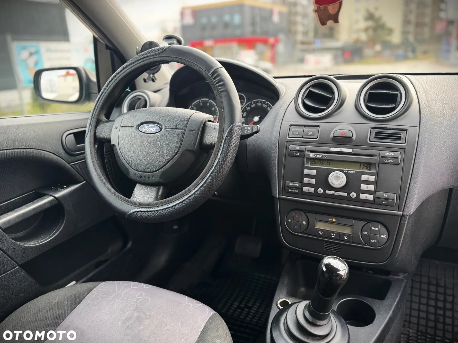 Ford Fiesta - 5