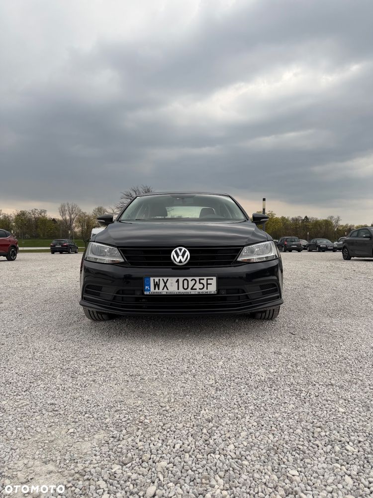 Volkswagen Jetta 2.0 TDI DPF BMT Trendline - 19