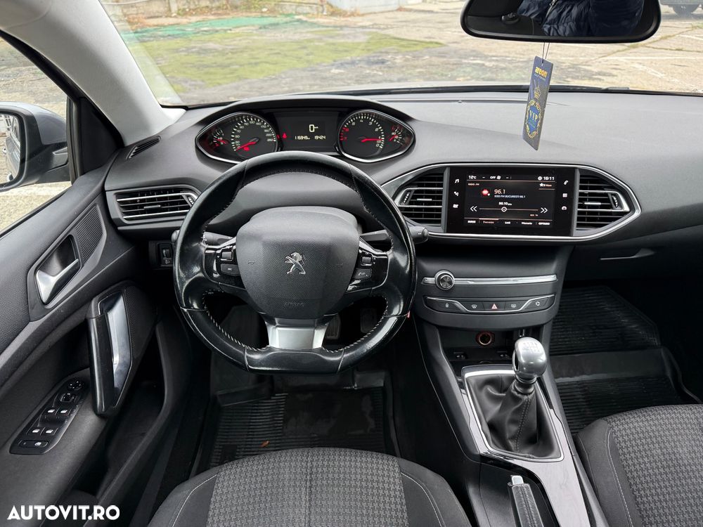 Peugeot 308 - 5
