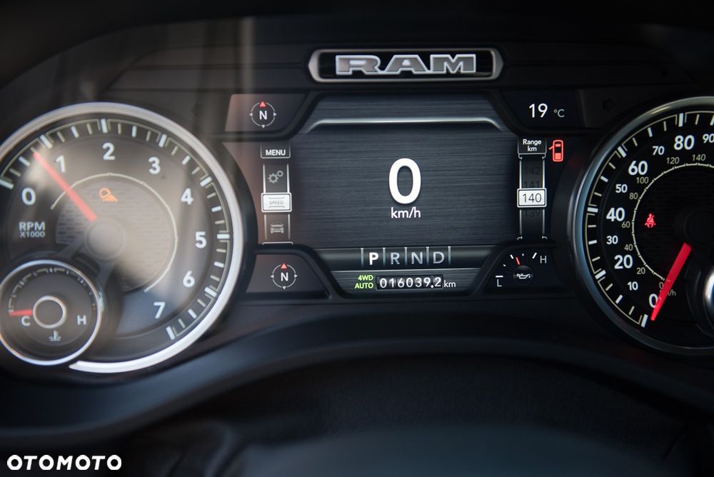 Dodge RAM - 4