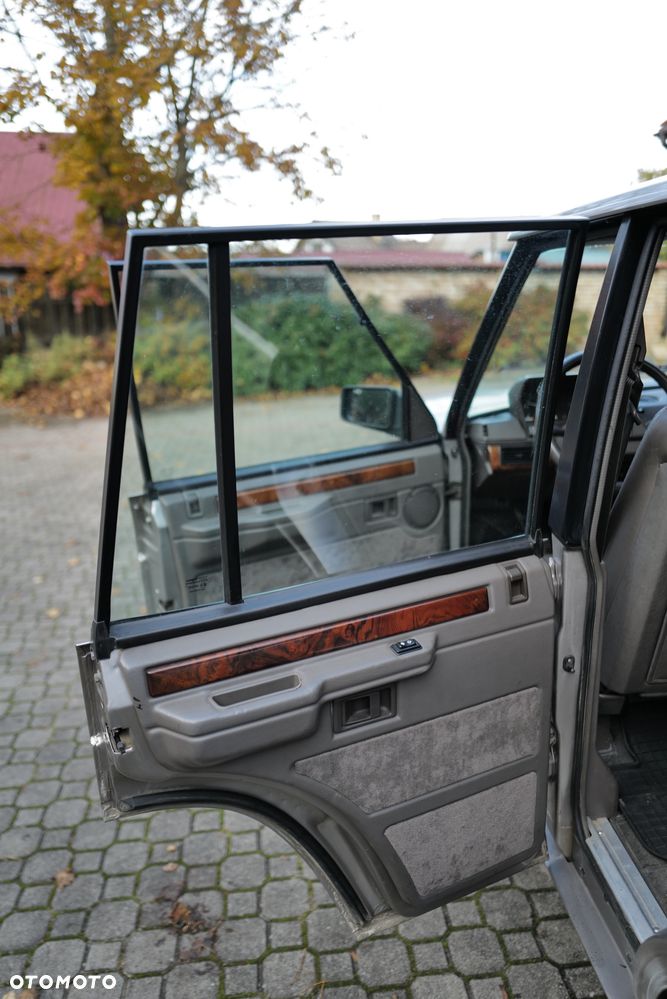 Land Rover Range Rover - 12