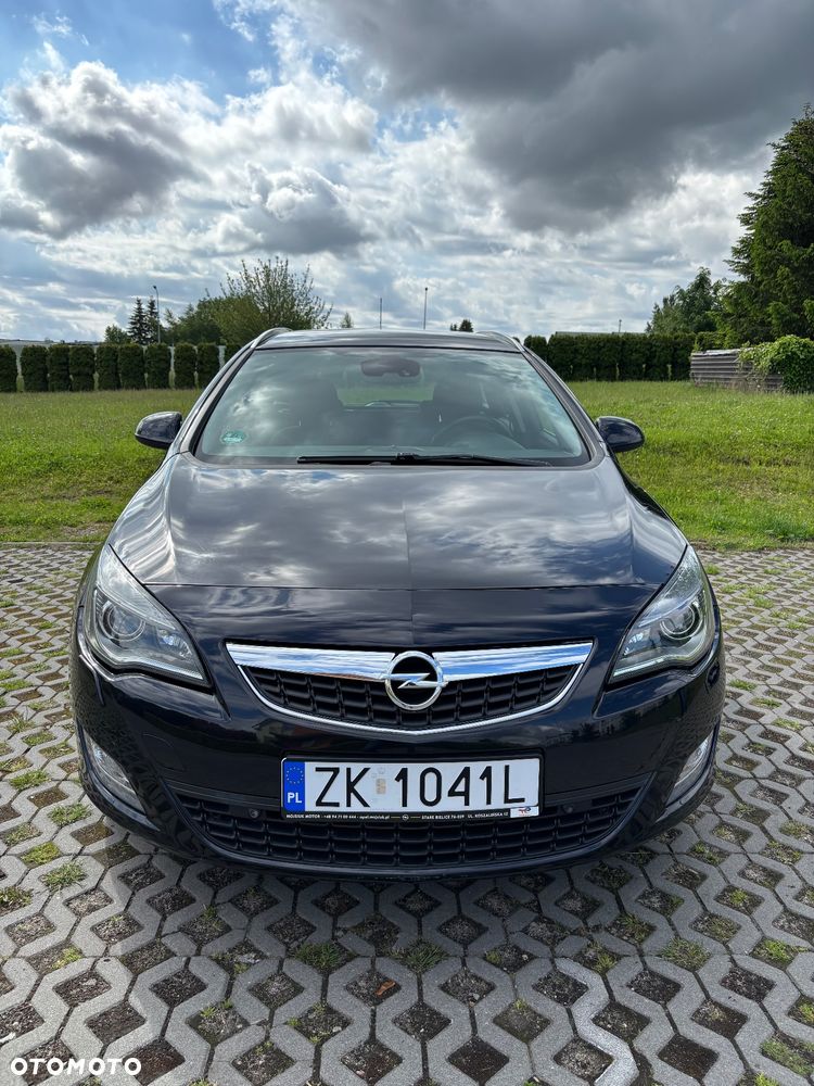 Opel Astra 2.0 CDTI DPF Sports Tourer - 2