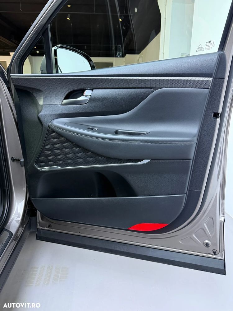 Hyundai Santa Fe 2.2 CRDi 4WD 8AT Luxury - 8