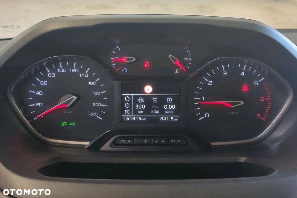 Peugeot Rifter 1.5 BlueHDI Active - 11