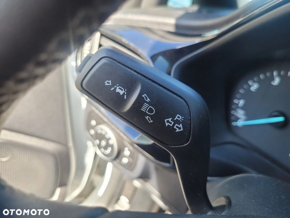 Ford Fiesta 1.0 EcoBoost S&S COOL&CONNECT - 12
