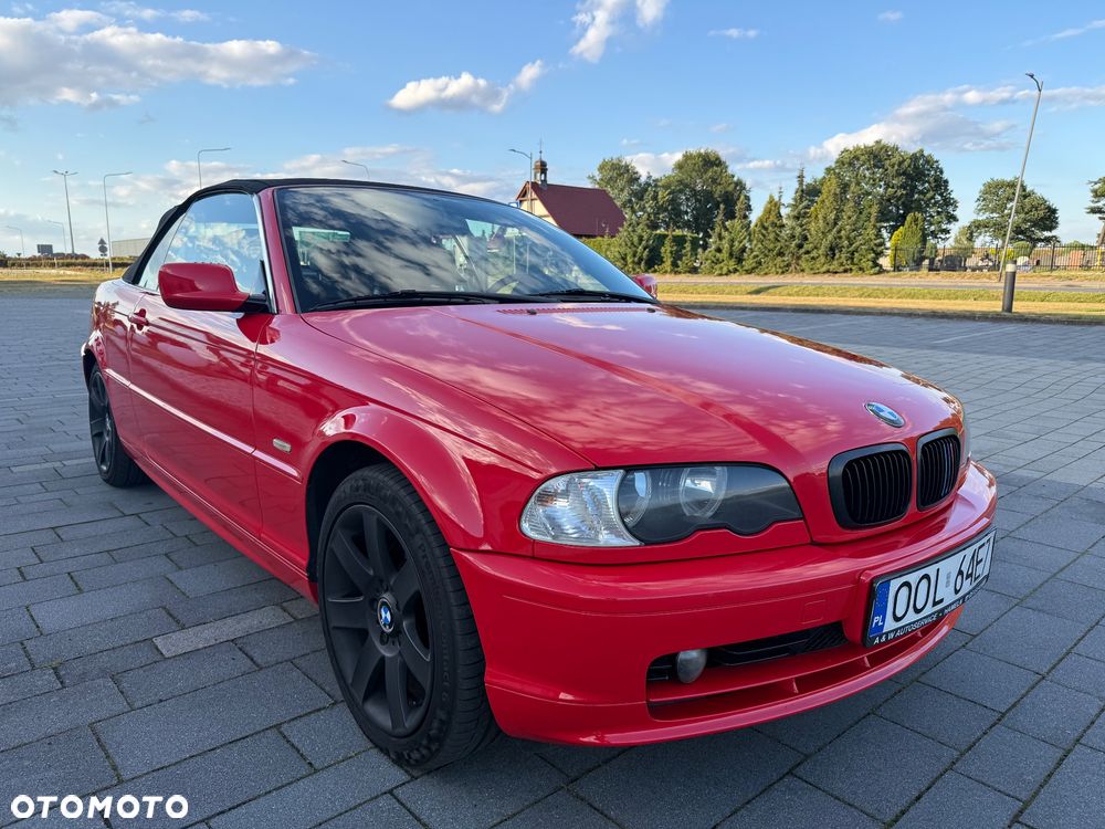 BMW Seria 3 323i - 6