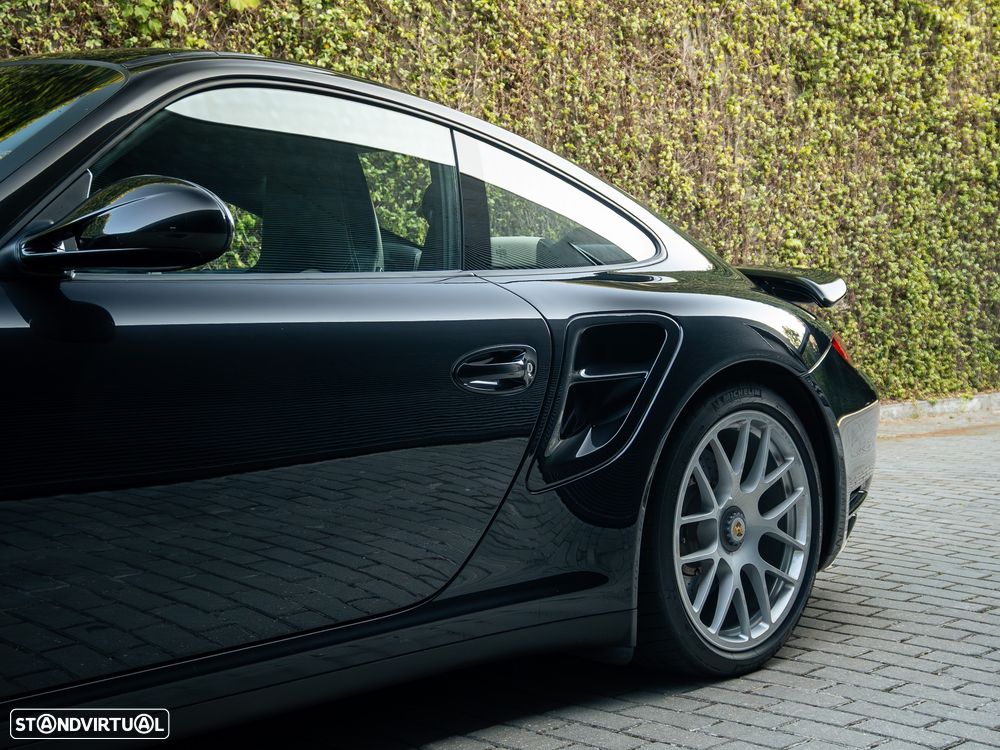 Porsche 911 (997) Turbo S PDK - 7