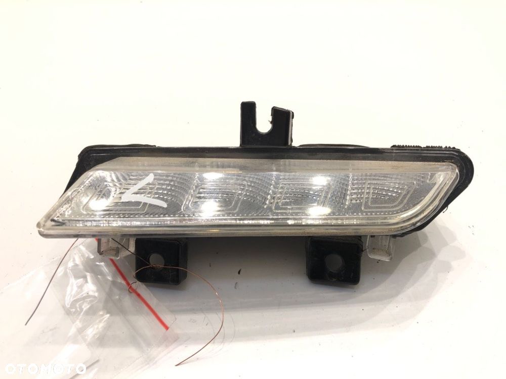 LAMPA LED DRL LEWA  RENAULT CLIO IV Grandtour (KH_) 2012 - 2022 1.5 dCi 90 (KHN3, KHN4) 66 kW [90 - 1