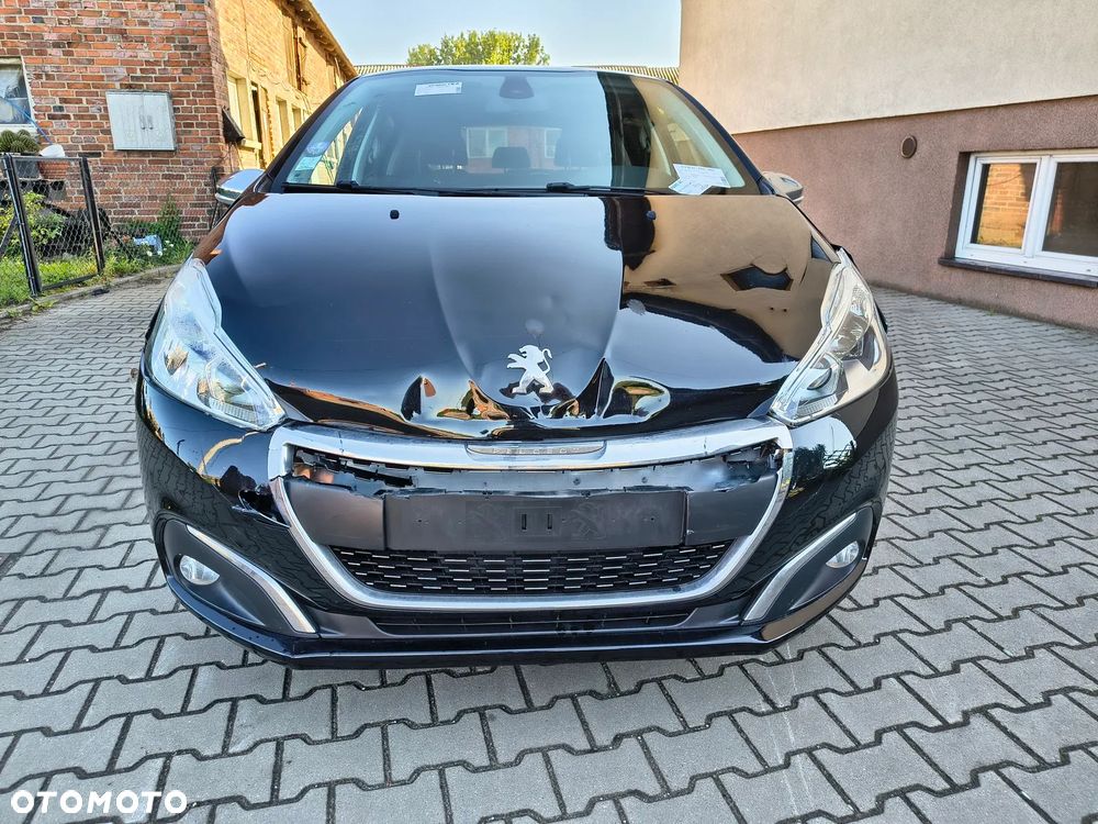 Peugeot 208 - 2