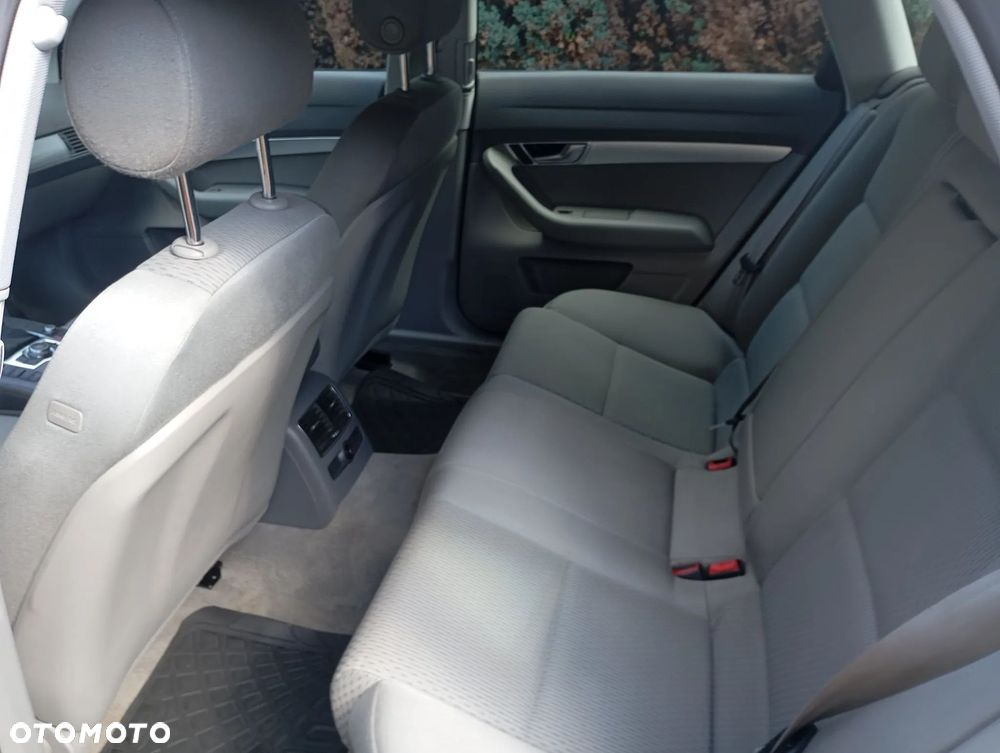 Audi A6 Avant - 10