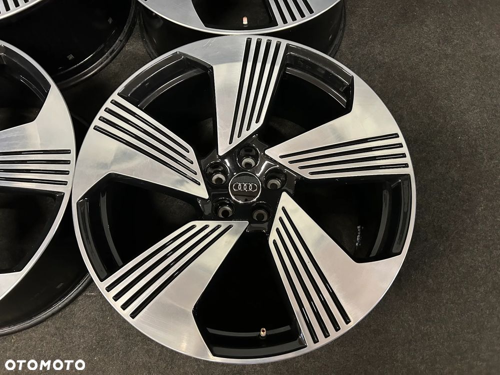 Alufelgi Audi Q7 E-Tron, Q7 II, Q8, Q5 II, A6 C8, A7 21 cali 5x112 4szt. - 8