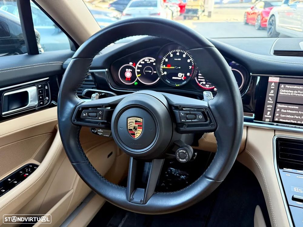 Porsche Panamera 4 E-Hybrid Platinum Edition - 14