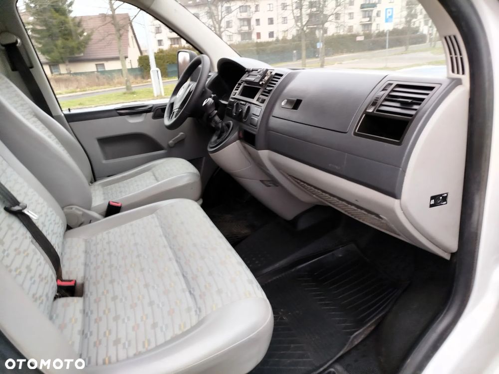 Volkswagen Transporter - 12